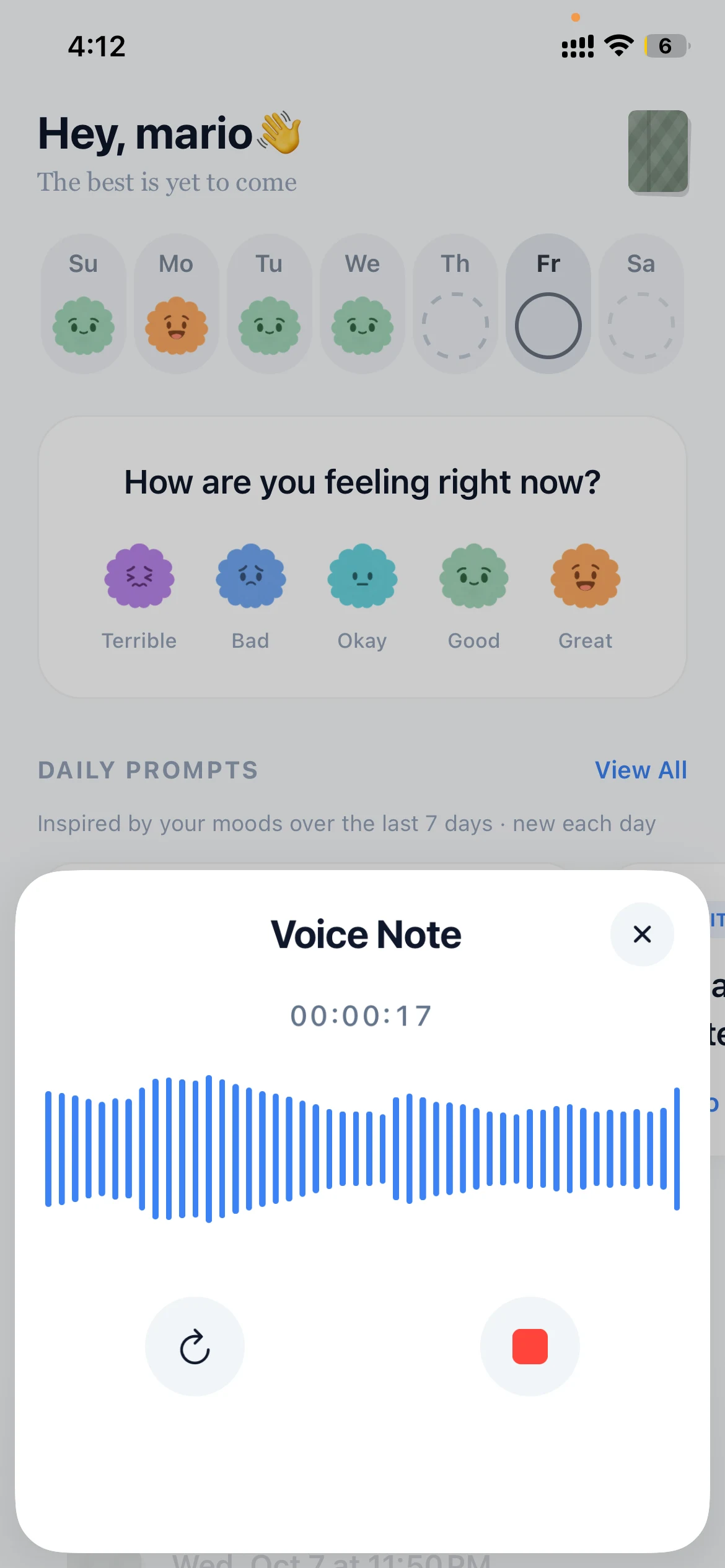 Jourlo recording a voice note